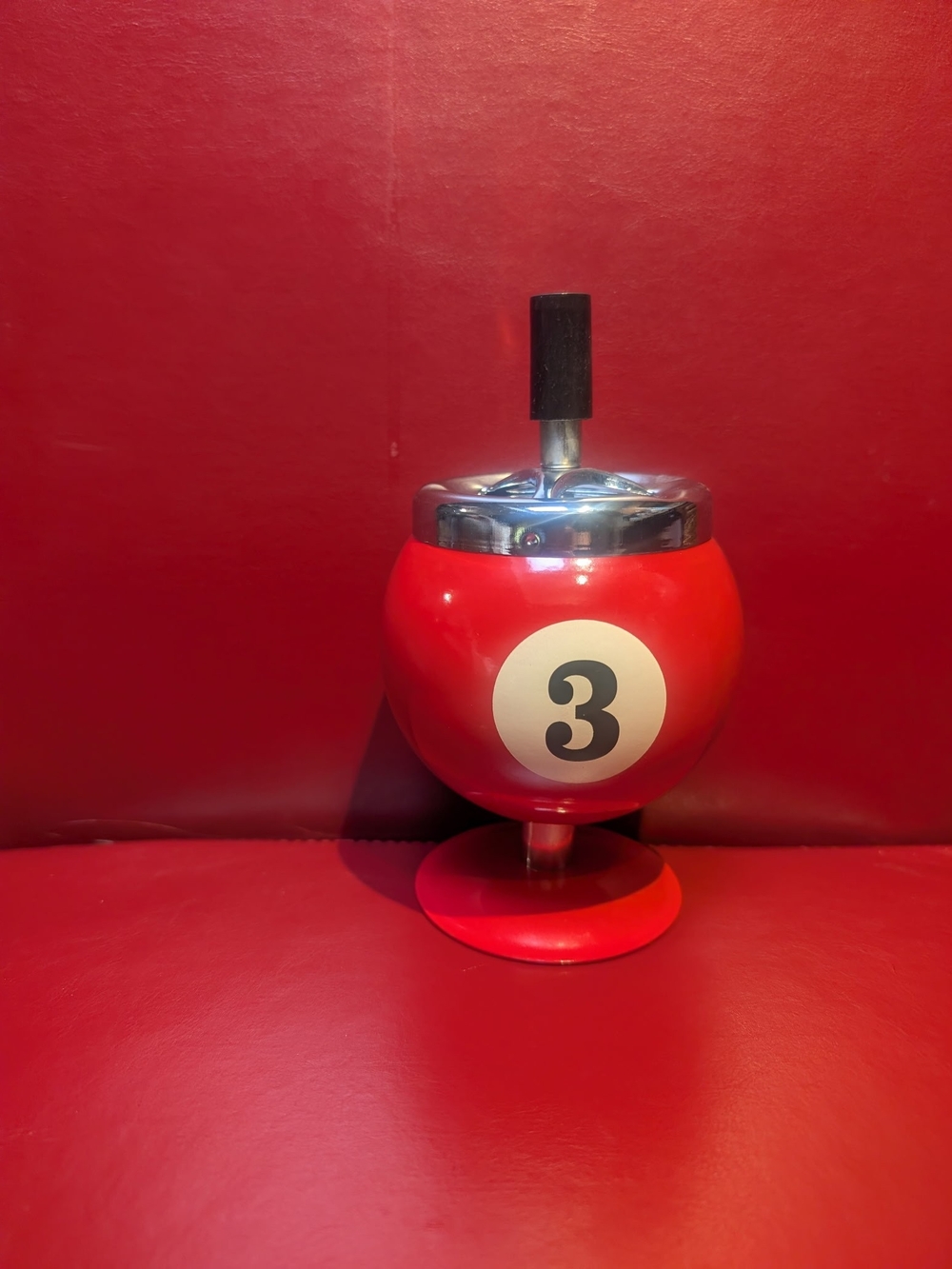 Red Billiard Ball Style Table Ashtray with Number 3